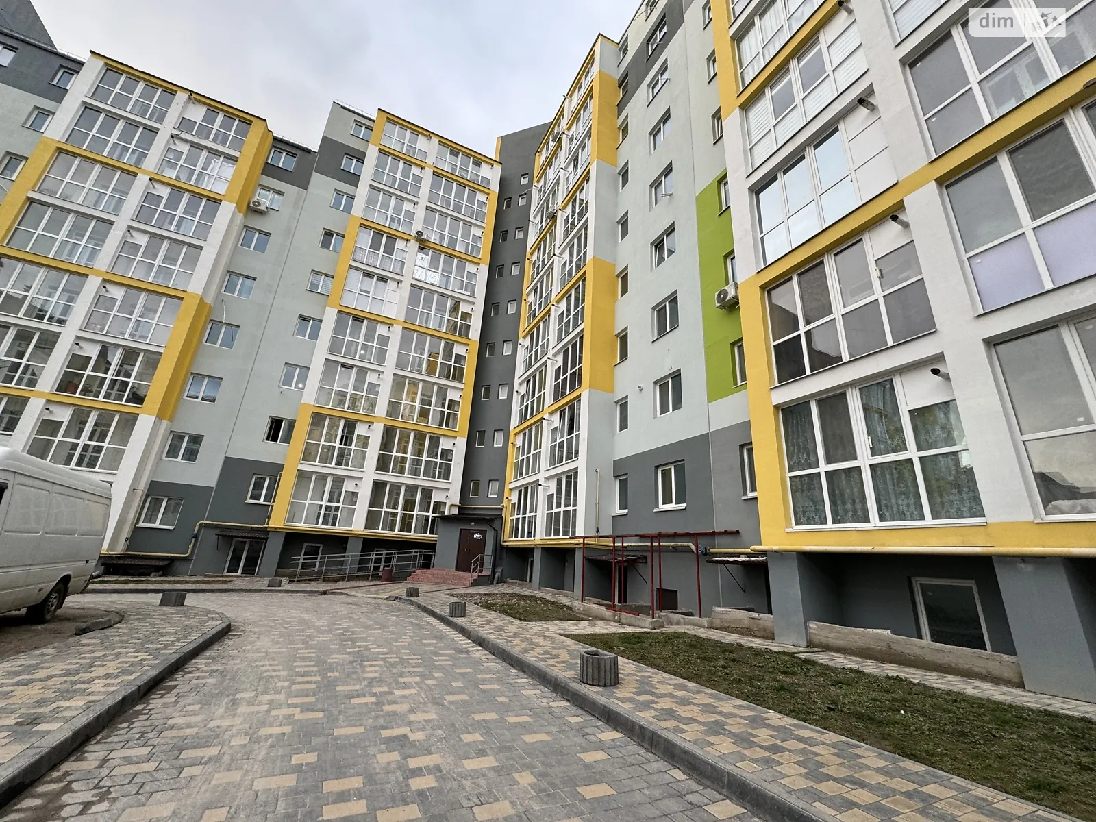 Продается 1-комнатная квартира 48 кв. м в Зарванцах, ул. Одесская