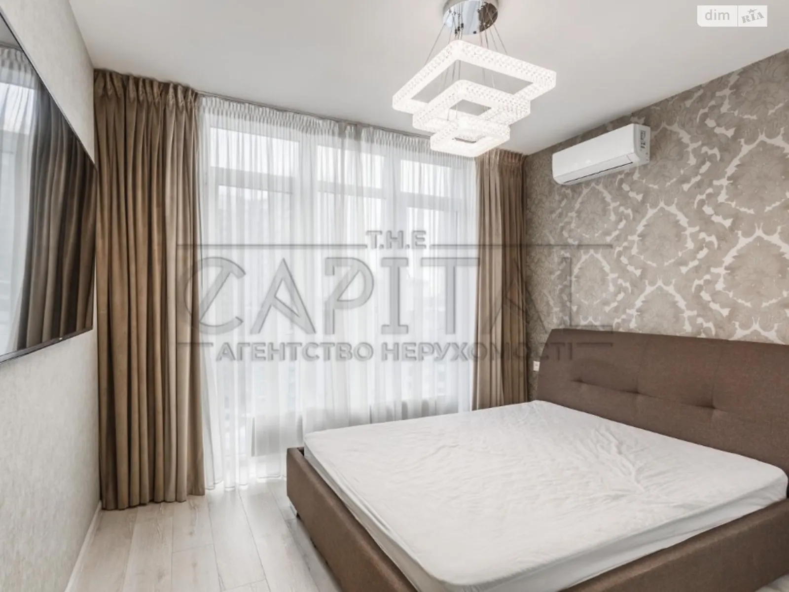 Продается 1-комнатная квартира 46 кв. м в Киеве, цена: 165000 $