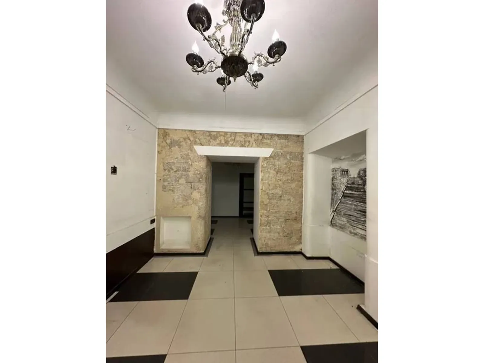 Продается офис 44 кв. м в бизнес-центре, цена: 85000 $ - фото 1