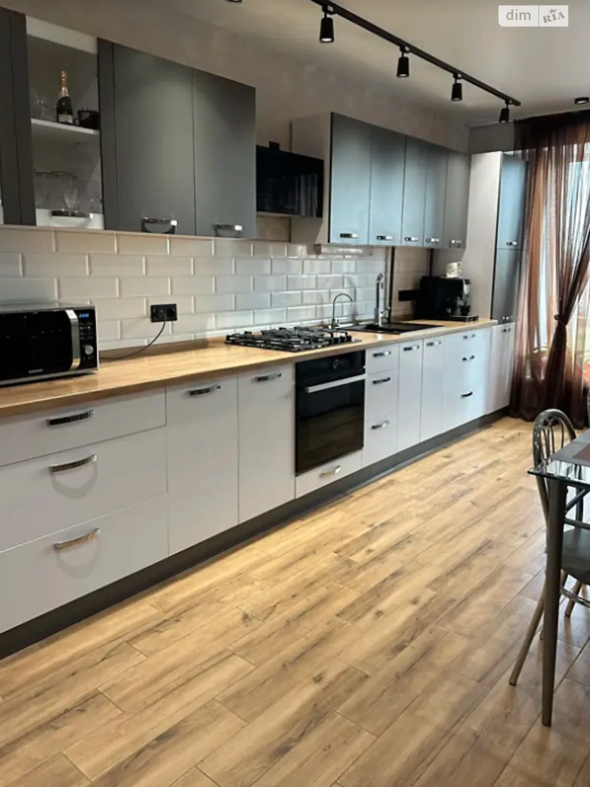 Продается 1-комнатная квартира 46.6 кв. м в Ровно