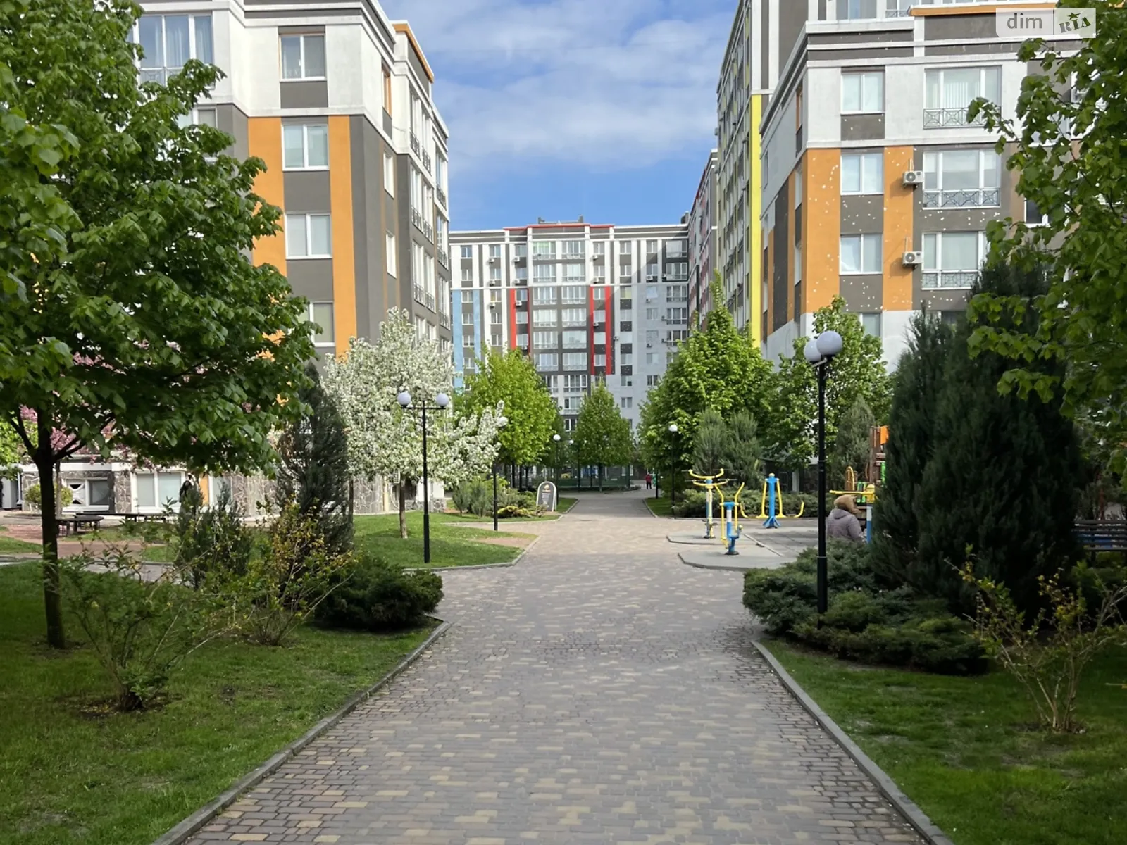 Продается 2-комнатная квартира 59 кв. м в Ирпене, ул. Григория Сковороды, 23 - фото 1