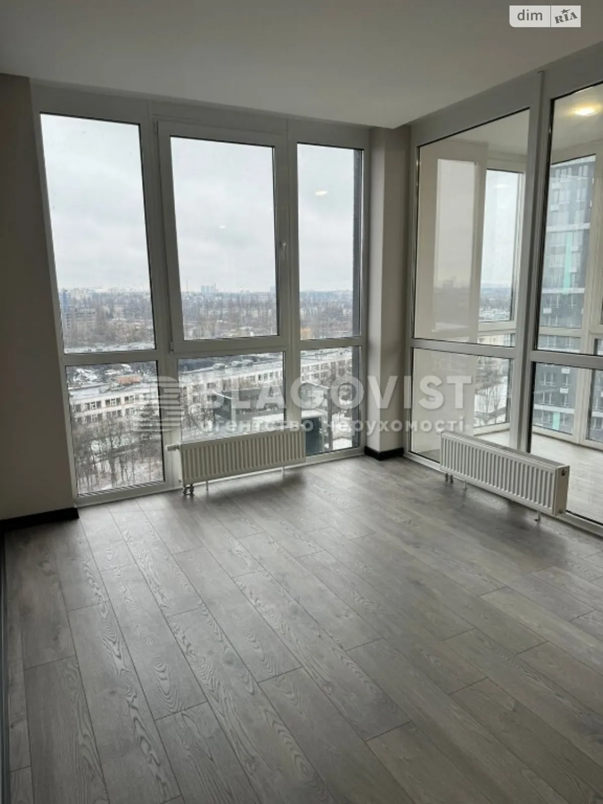 Продается 2-комнатная квартира 74 кв. м в Киеве, цена: 153000 $