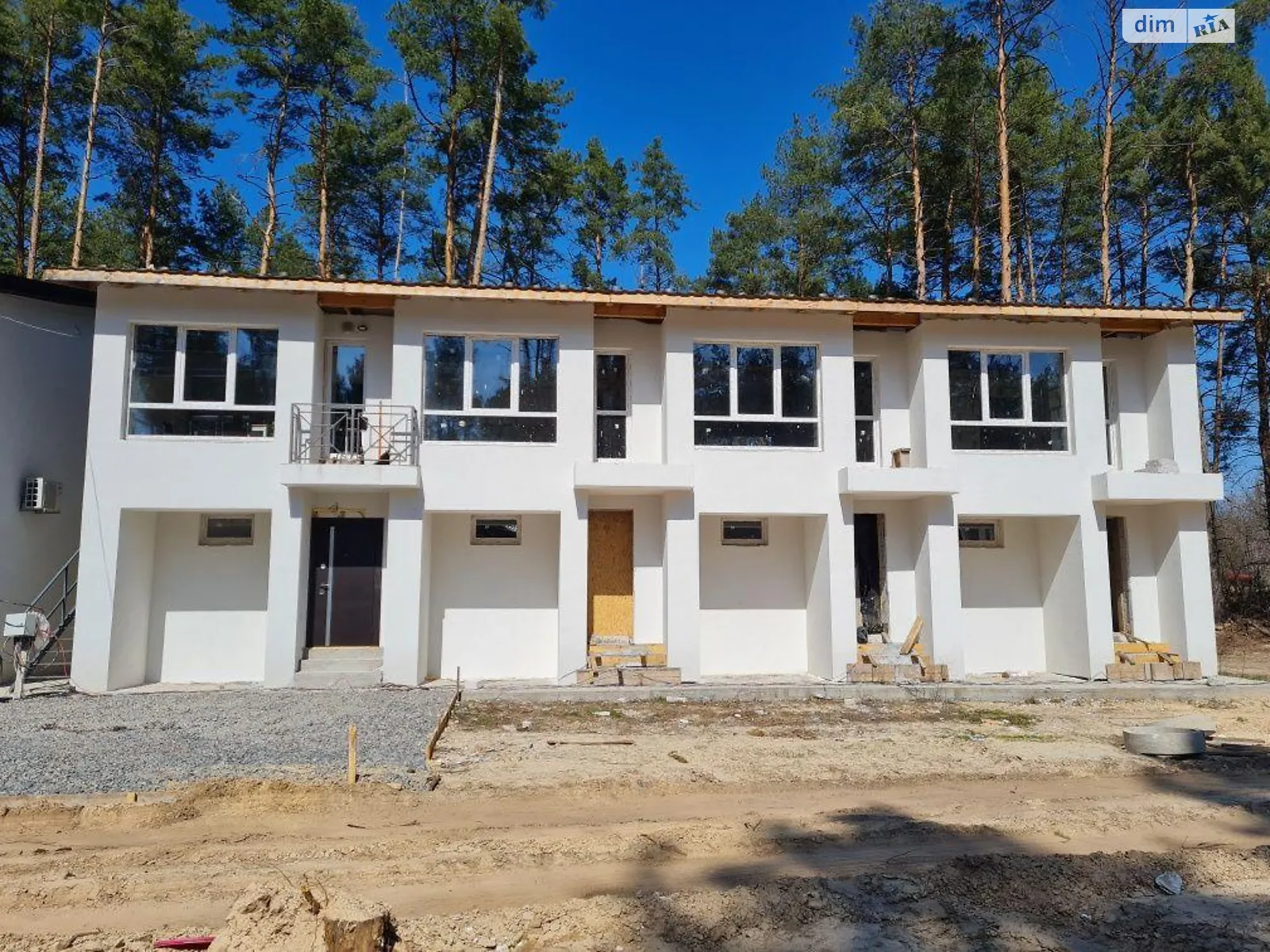 Продается дом на 2 этажа 50 кв. м с гаражом, цена: 42500 $ - фото 1