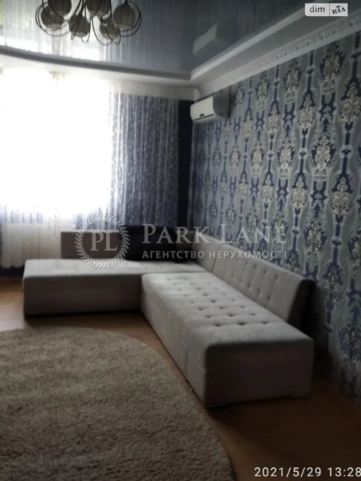 Продается 2-комнатная квартира 78 кв. м в Киеве, ул. Богдановская, 7А