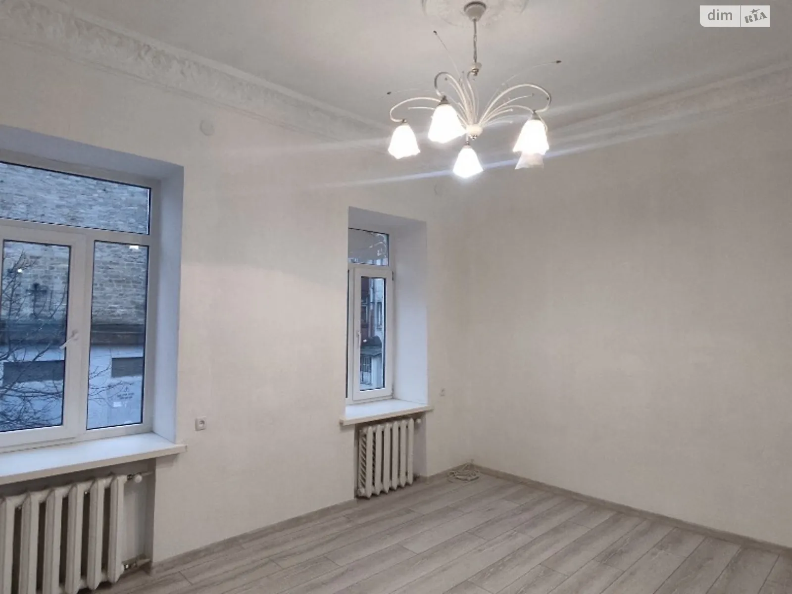 Продается 2-комнатная квартира 25 кв. м в Одессе, ул. Богдана Хмельницкого - фото 1