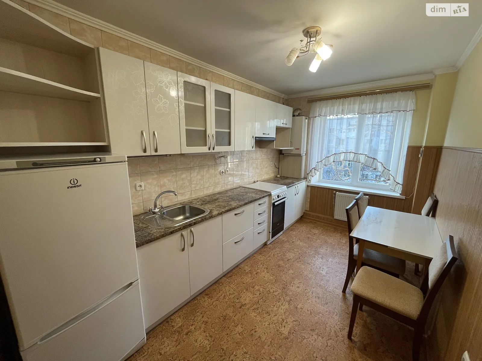 Продается 3-комнатная квартира 70 кв. м в Кропивницком, цена: 55000 $