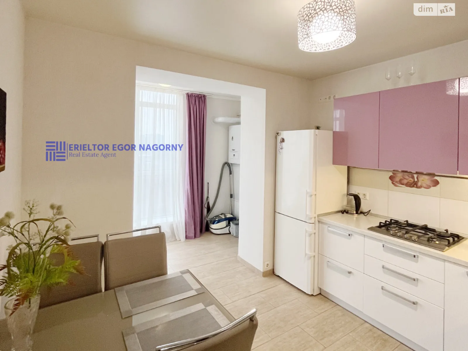 Продается 2-комнатная квартира 66 кв. м в Днепре, Запорожское шоссе, 28П