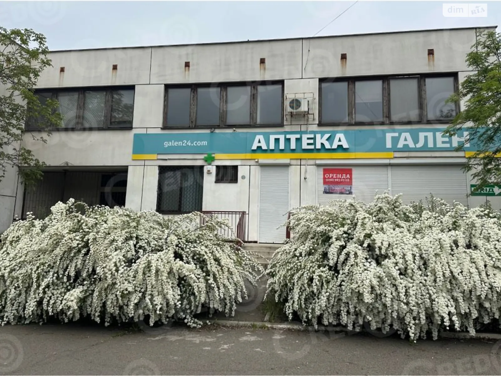 Здається в оренду приміщення вільного призначення 181.6 кв. м в 2-поверховій будівлі, цена: 15000 грн