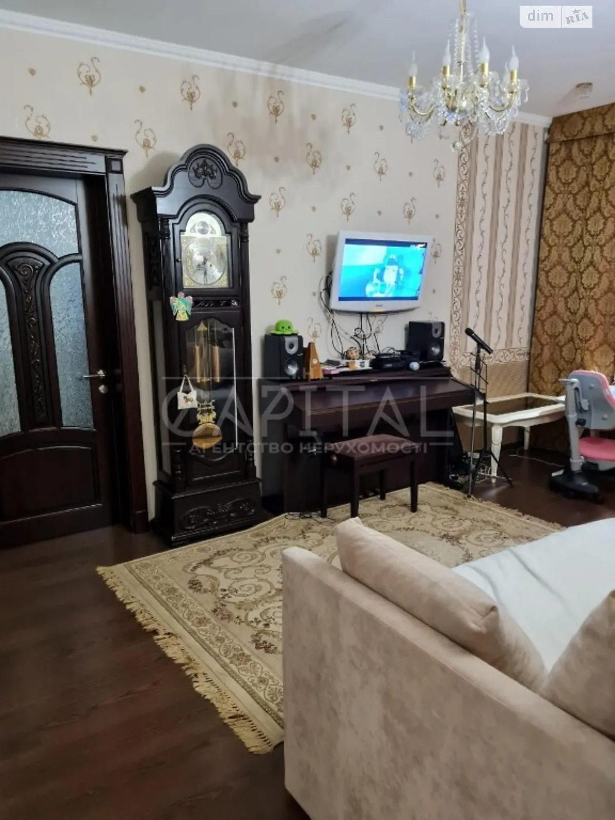 Продается 2-комнатная квартира 45 кв. м в Киеве, ул. Госпитальная, 2