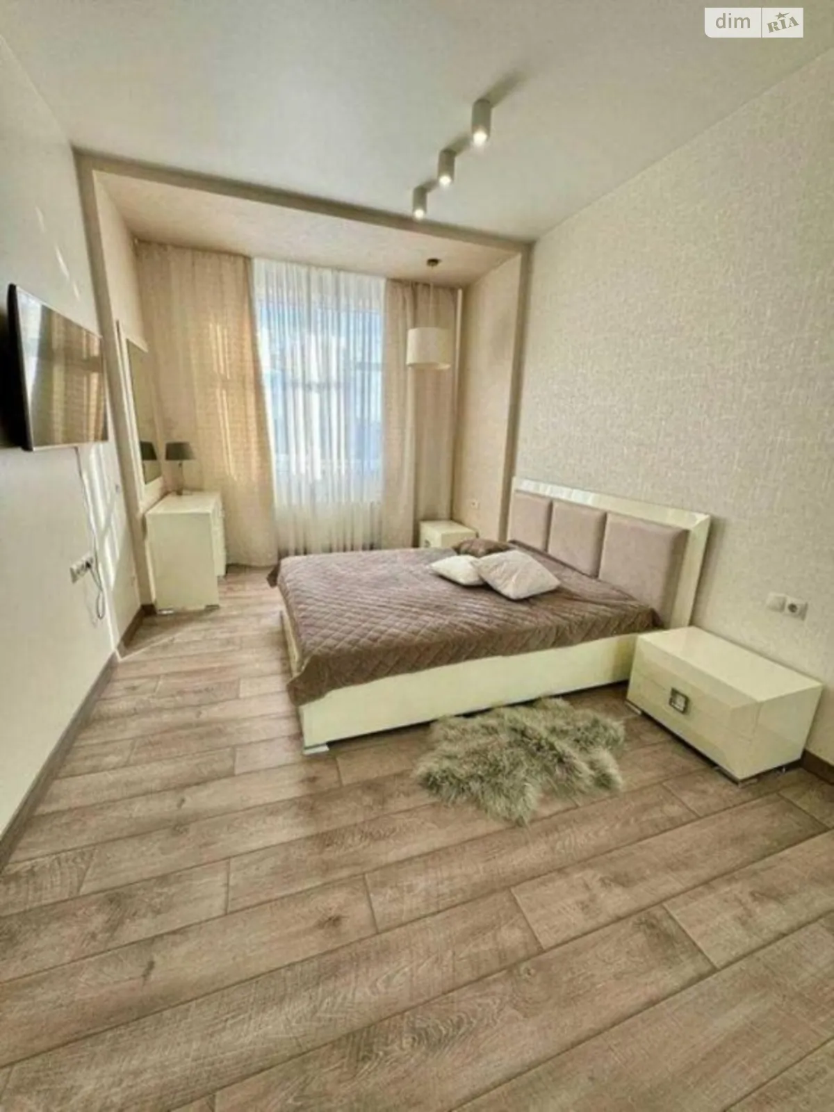 Продается 2-комнатная квартира 80 кв. м в Киеве, ул. Василия Тютюнника, 53 - фото 1