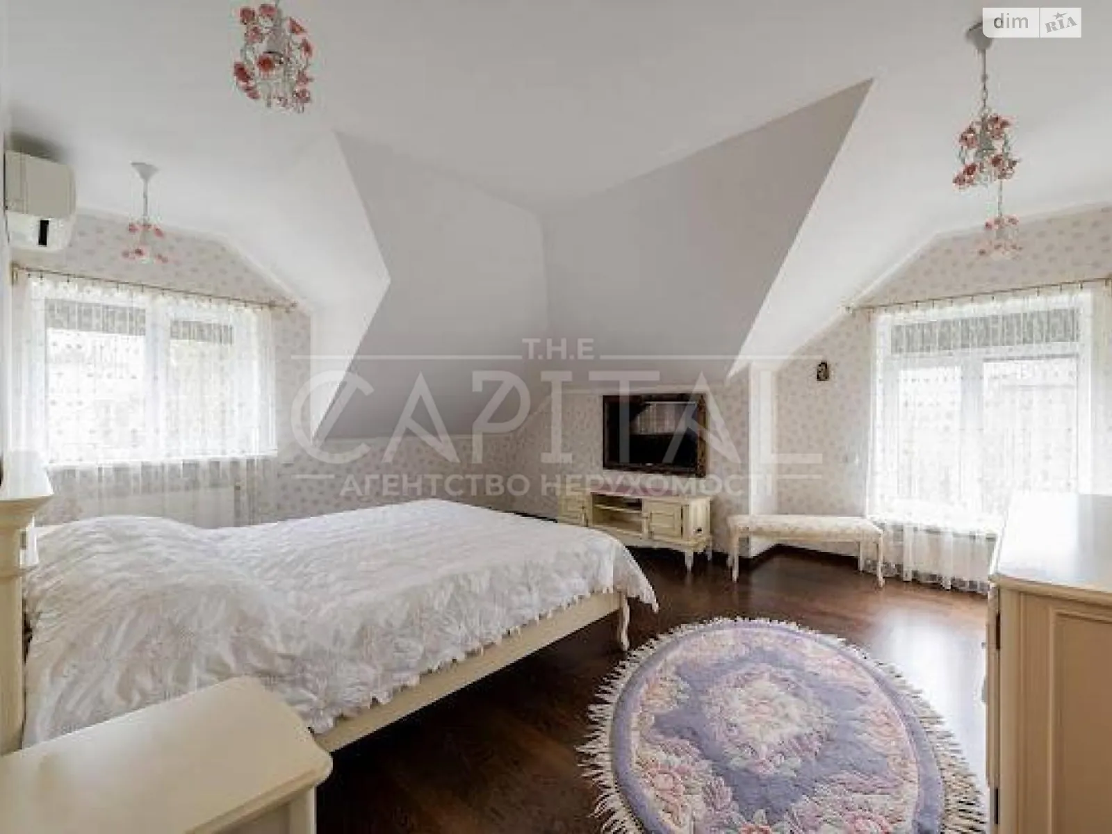 Продается дом на 2 этажа 302 кв. м с мебелью, цена: 350000 $ - фото 1