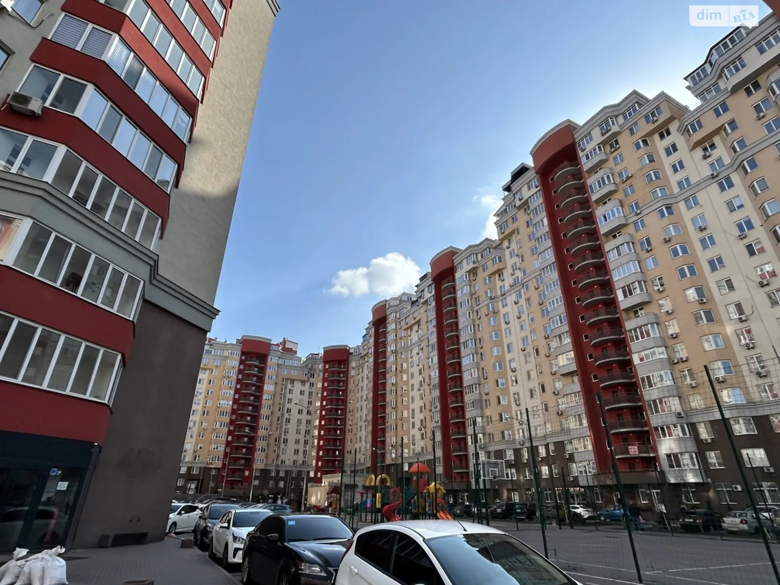 Продается 1-комнатная квартира 41 кв. м в Киеве, цена: 82500 $