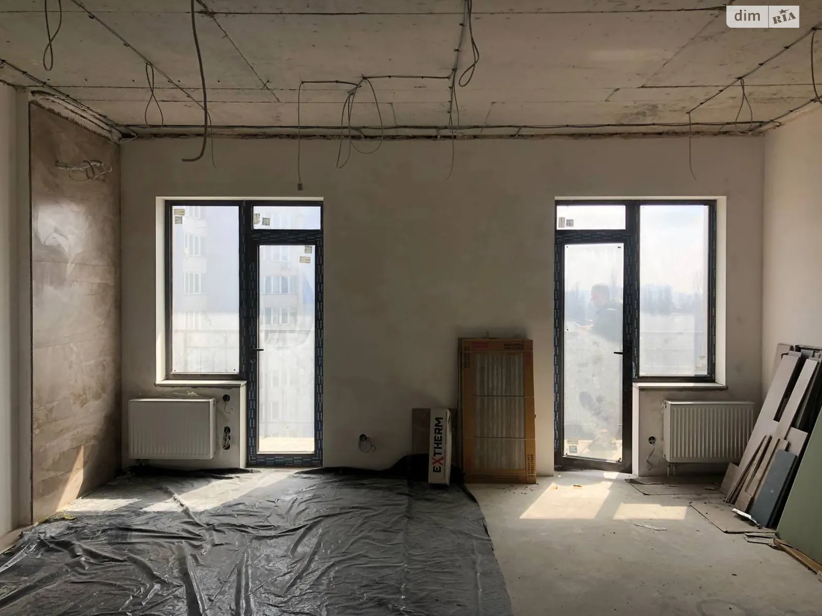 Продається 2-кімнатна квартира 90 кв. м у Одесі, пров. Полуничний, 24 - фото 1
