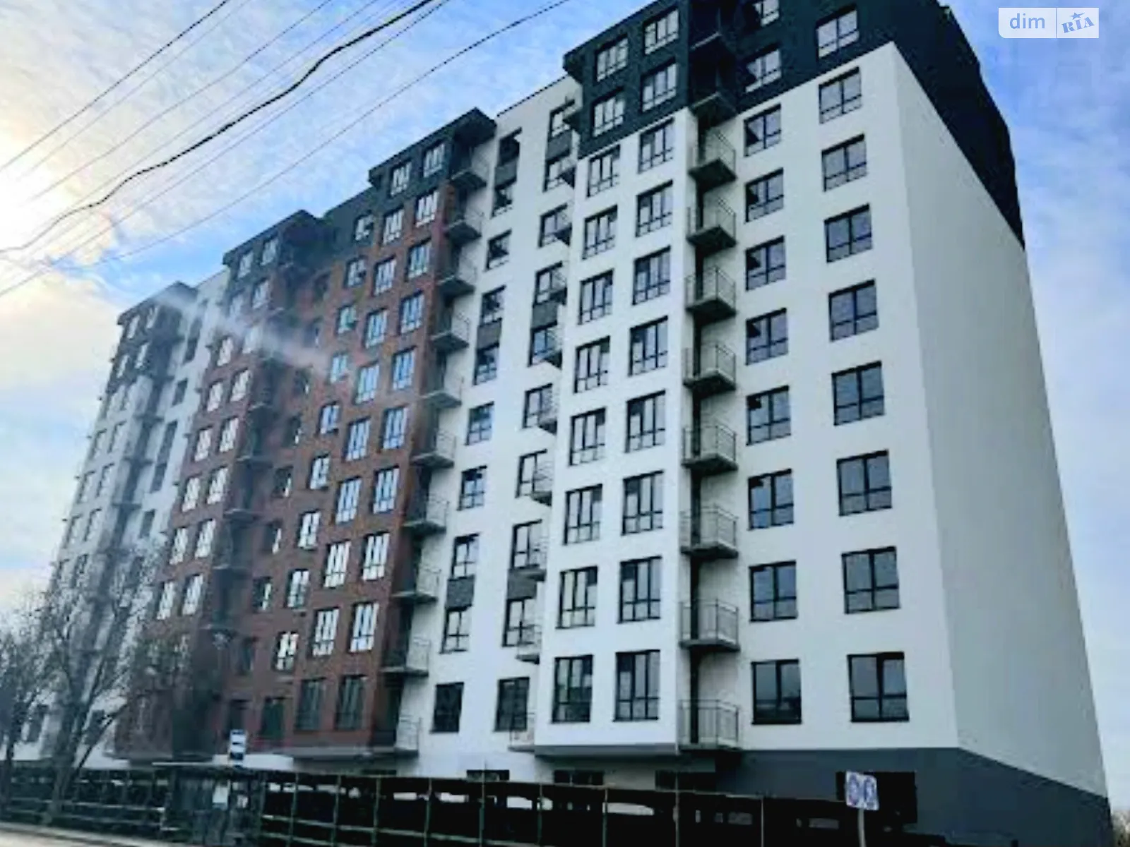 Продается 1-комнатная квартира 39 кв. м в Виннице, ул. Костя Широцкого, 5А