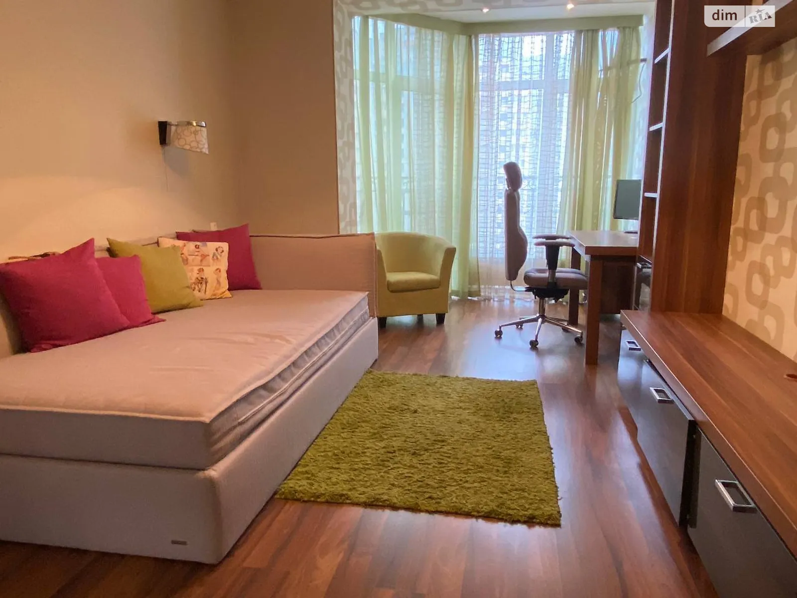 Продается 2-комнатная квартира 83 кв. м в Киеве, цена: 139000 $