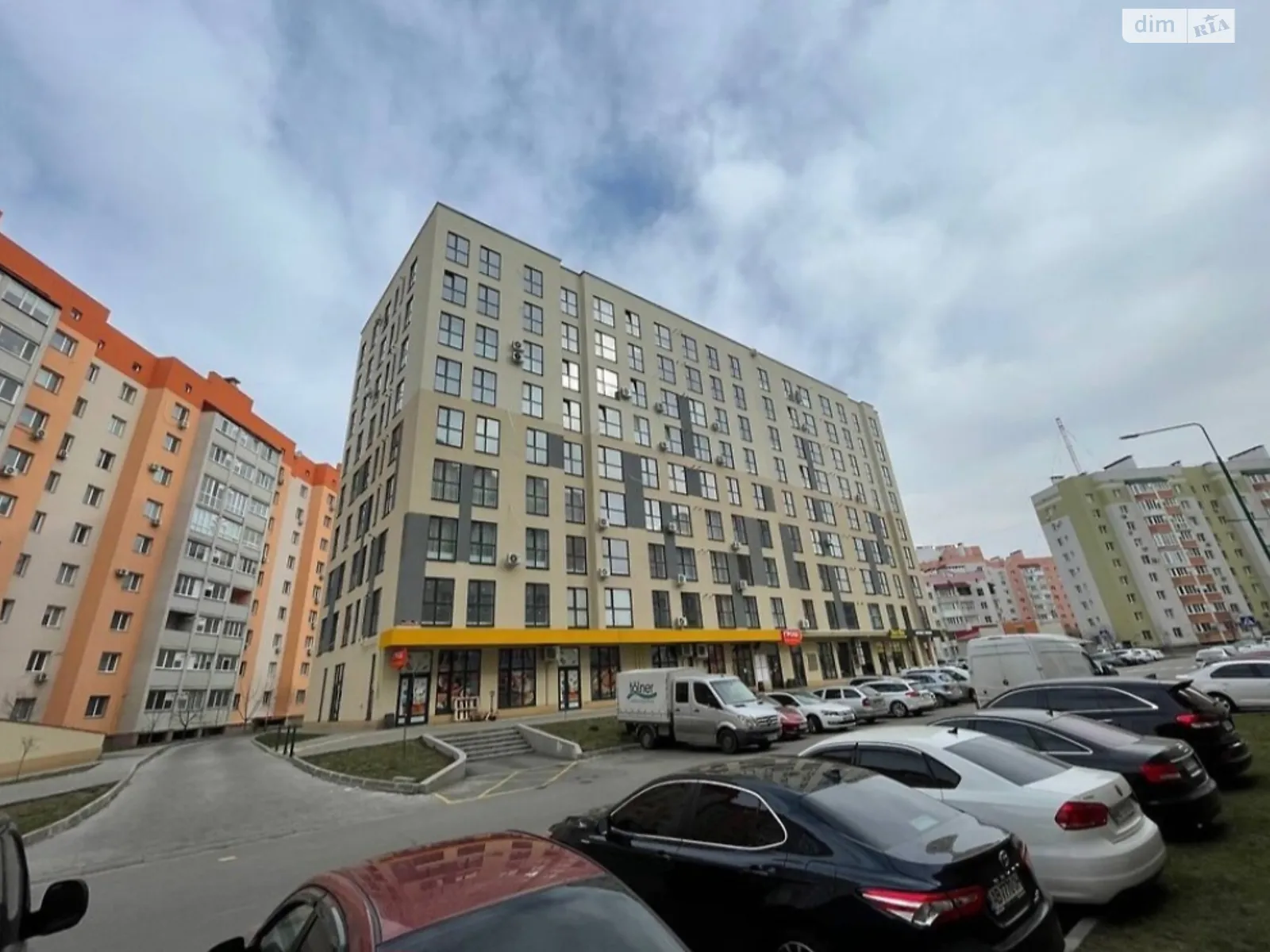 Продается 3-комнатная квартира 79 кв. м в Виннице, ул. Анатолия Бортняка, 16