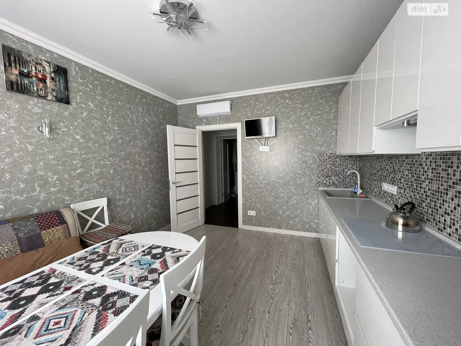 Продается 1-комнатная квартира 45.4 кв. м в Одессе, цена: 45000 $ - фото 1