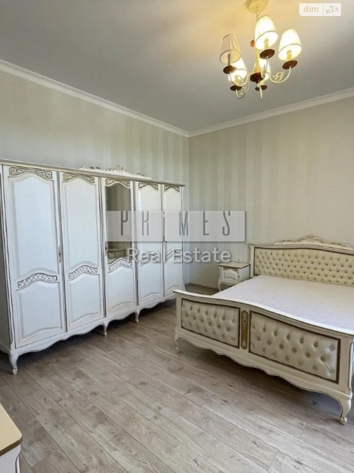 Продається будинок 2 поверховий 178 кв. м з каміном, цена: 290000 $