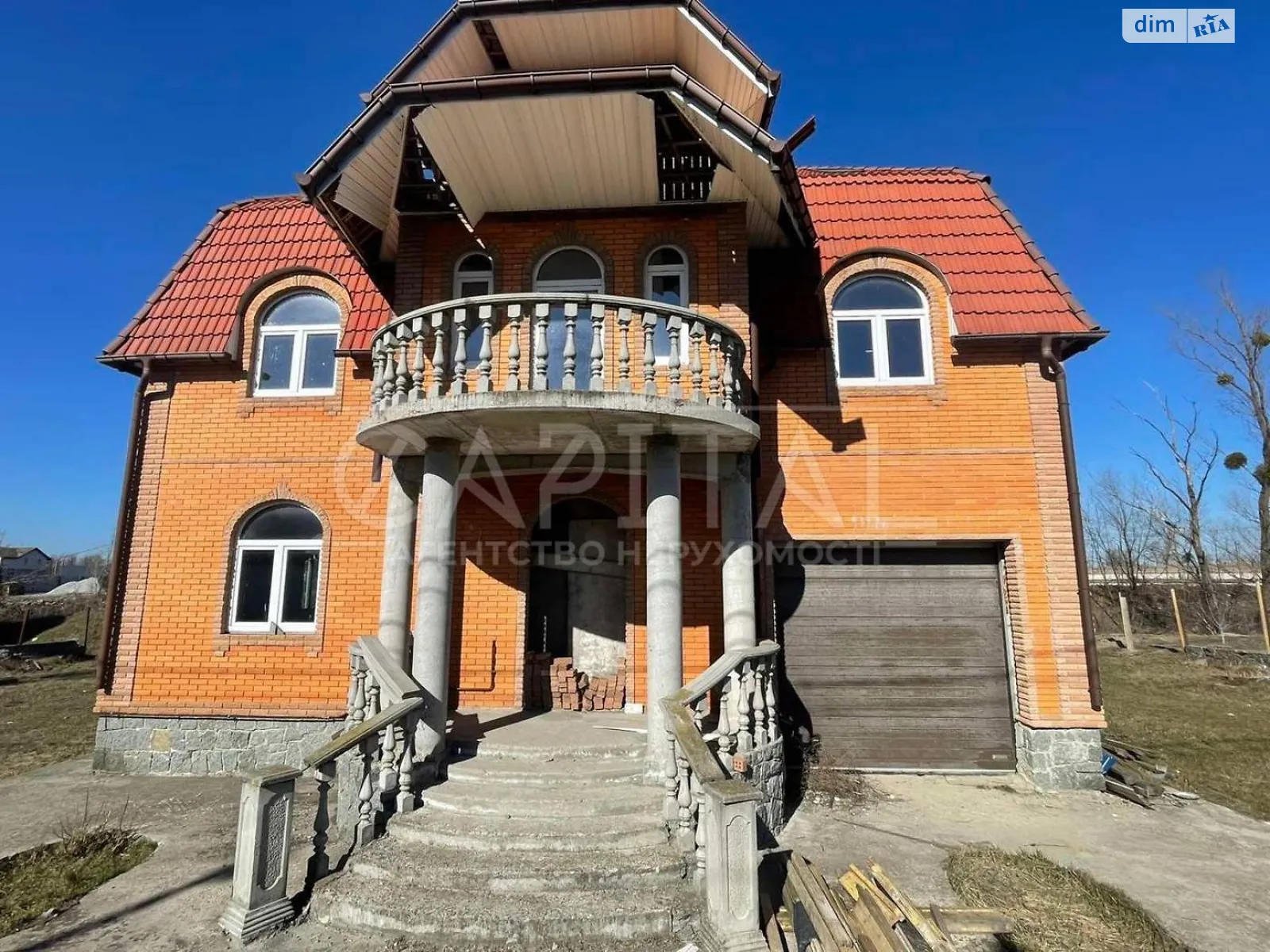 Продается дом на 3 этажа 286 кв. м с гаражом, цена: 165000 $ - фото 1