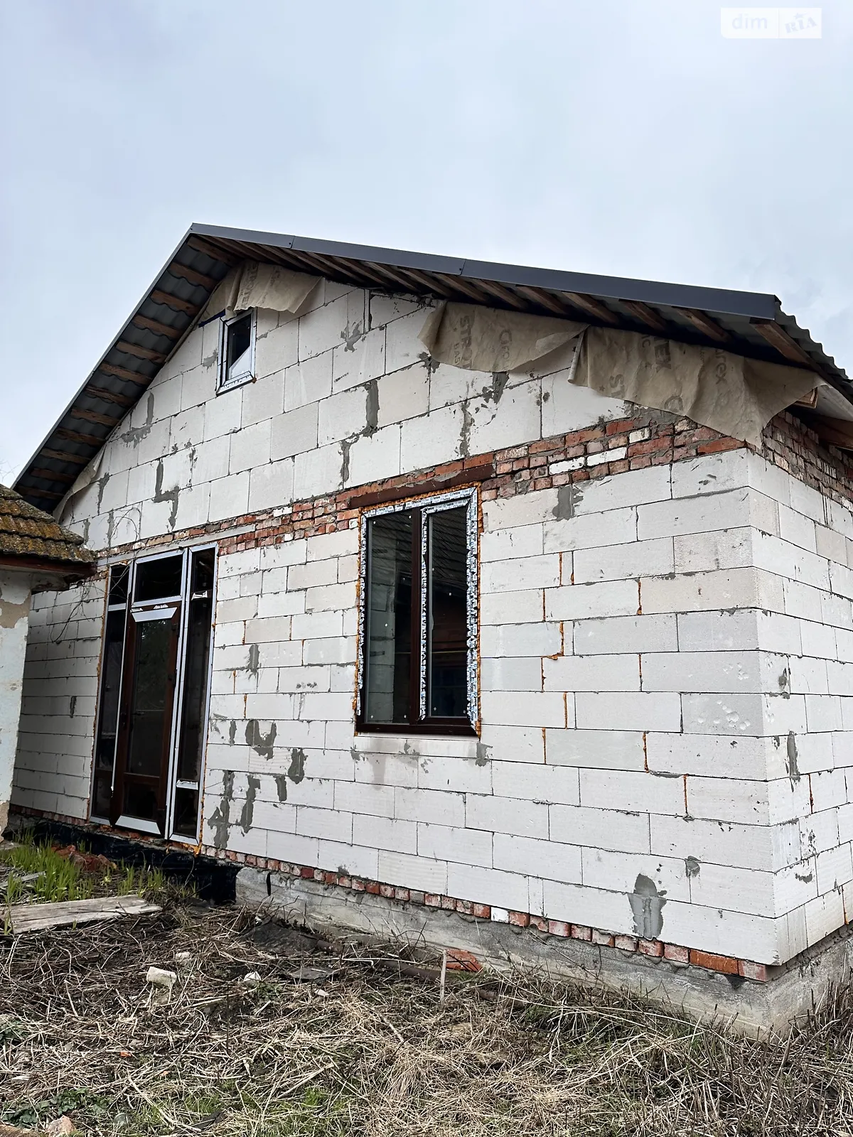 Продается одноэтажный дом 100 кв. м с участком, цена: 25000 $ - фото 1