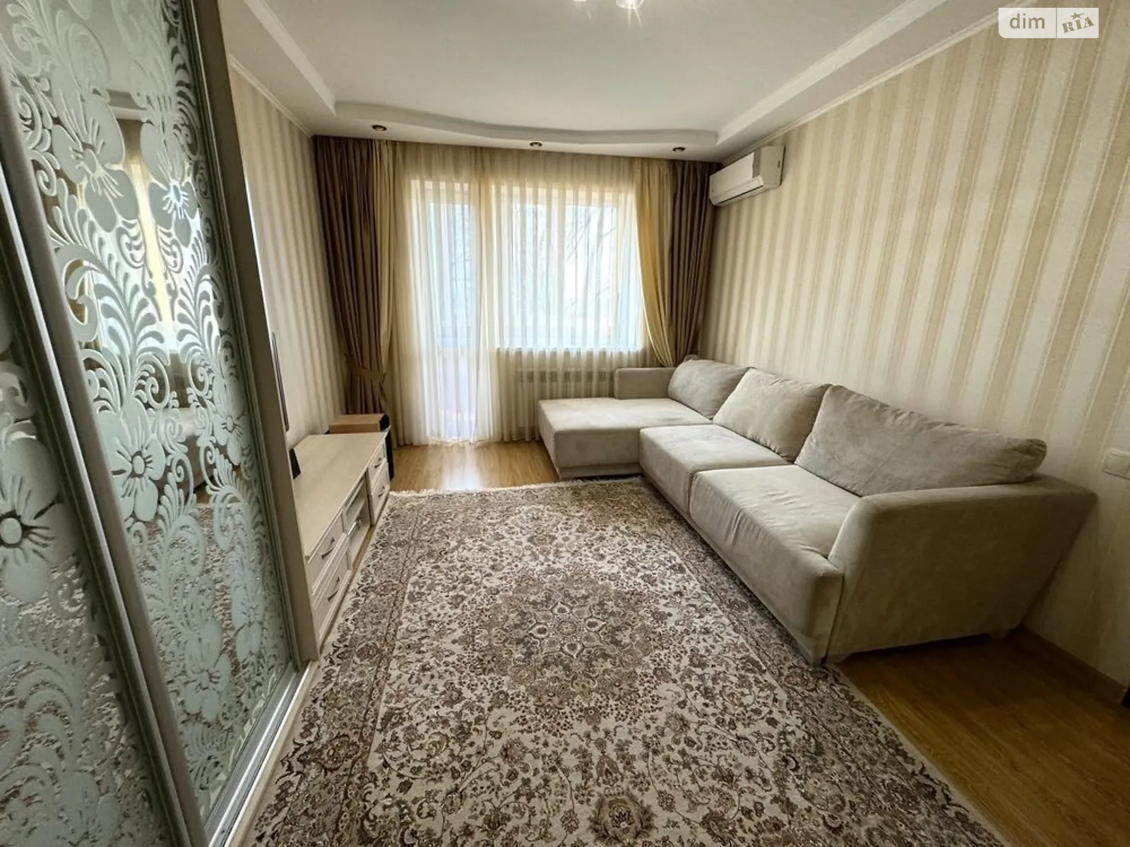 2-кімнатна квартира 50 кв. м у Запоріжжі, цена: 34900 $