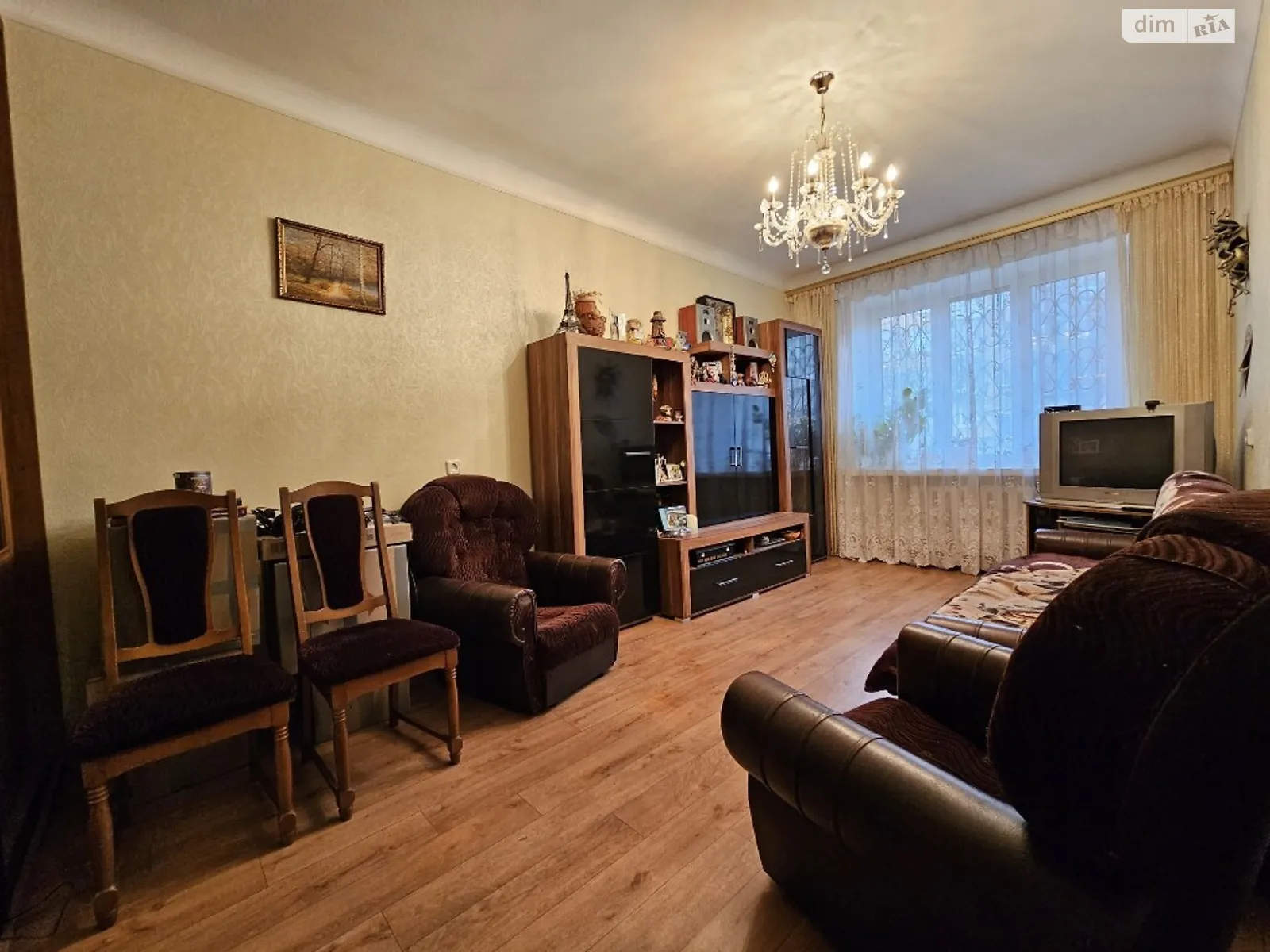 Продается 3-комнатная квартира 61.5 кв. м в Днепре, цена: 45000 $