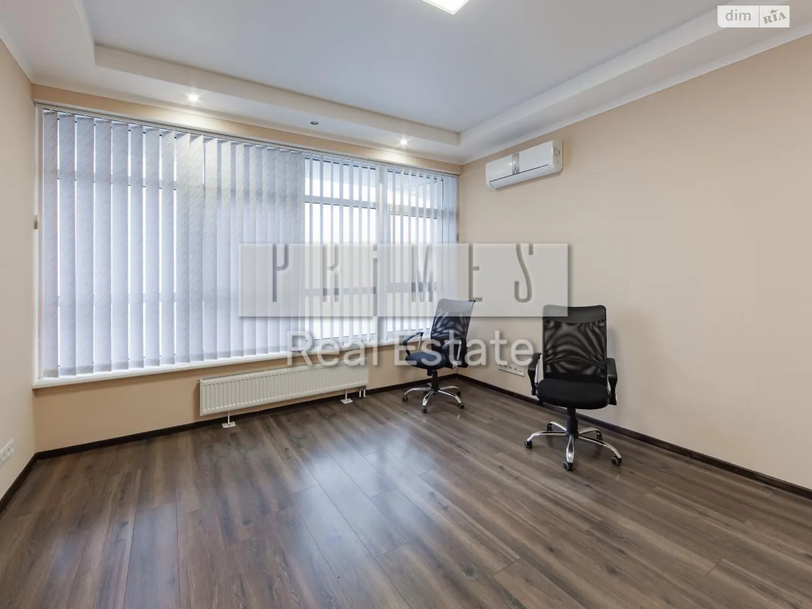 Продается офис 125 кв. м в бизнес-центре, цена: 280000 $ - фото 1