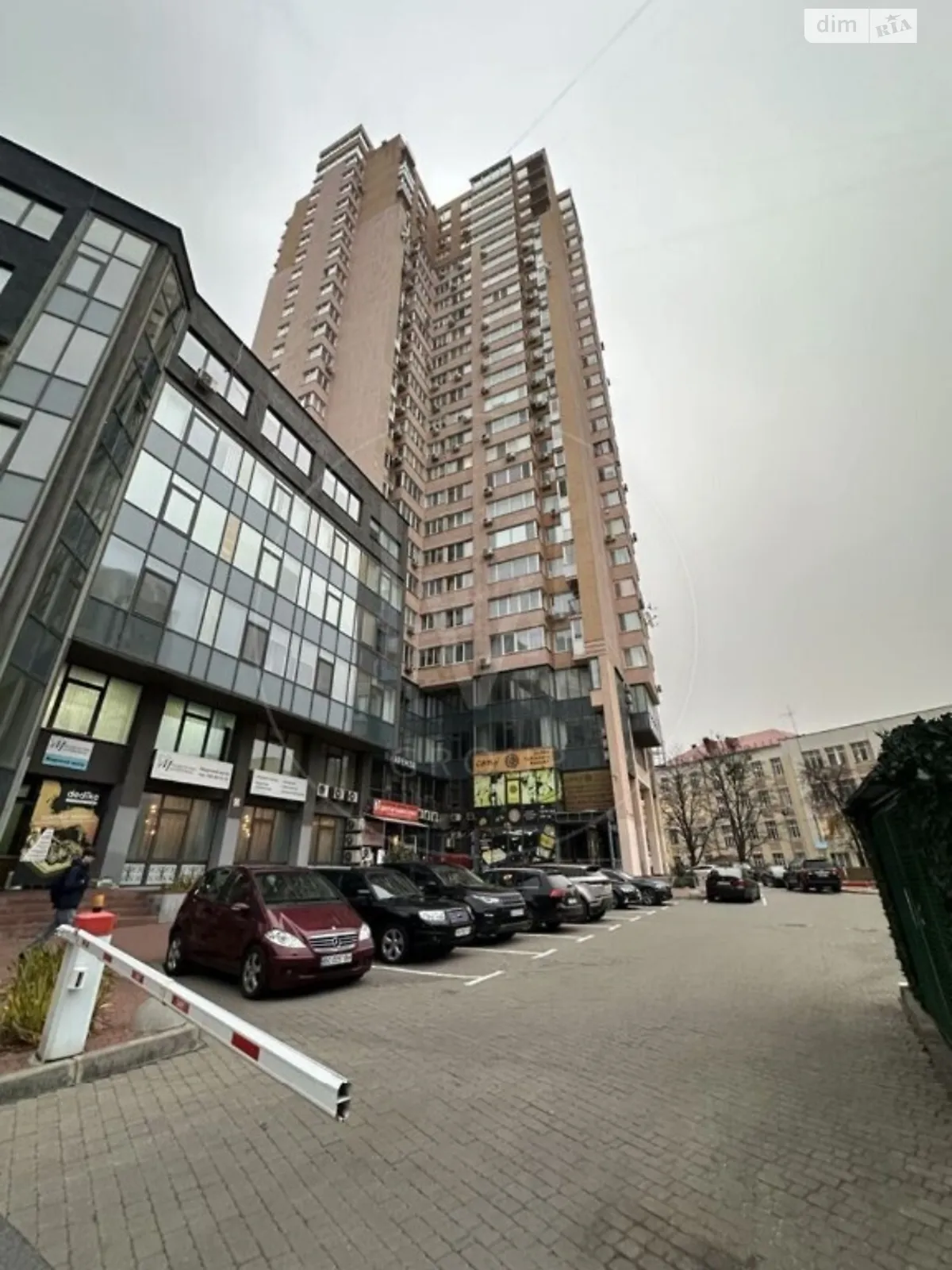 Продается 3-комнатная квартира 104 кв. м в Киеве, просп. Валерия Лобановского(Краснозвёздный), 6А - фото 1