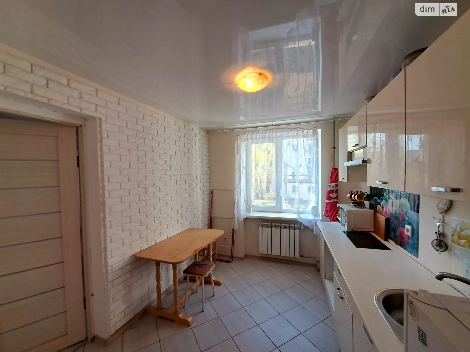Продается 1-комнатная квартира 24 кв. м в Одессе, цена: 20000 $