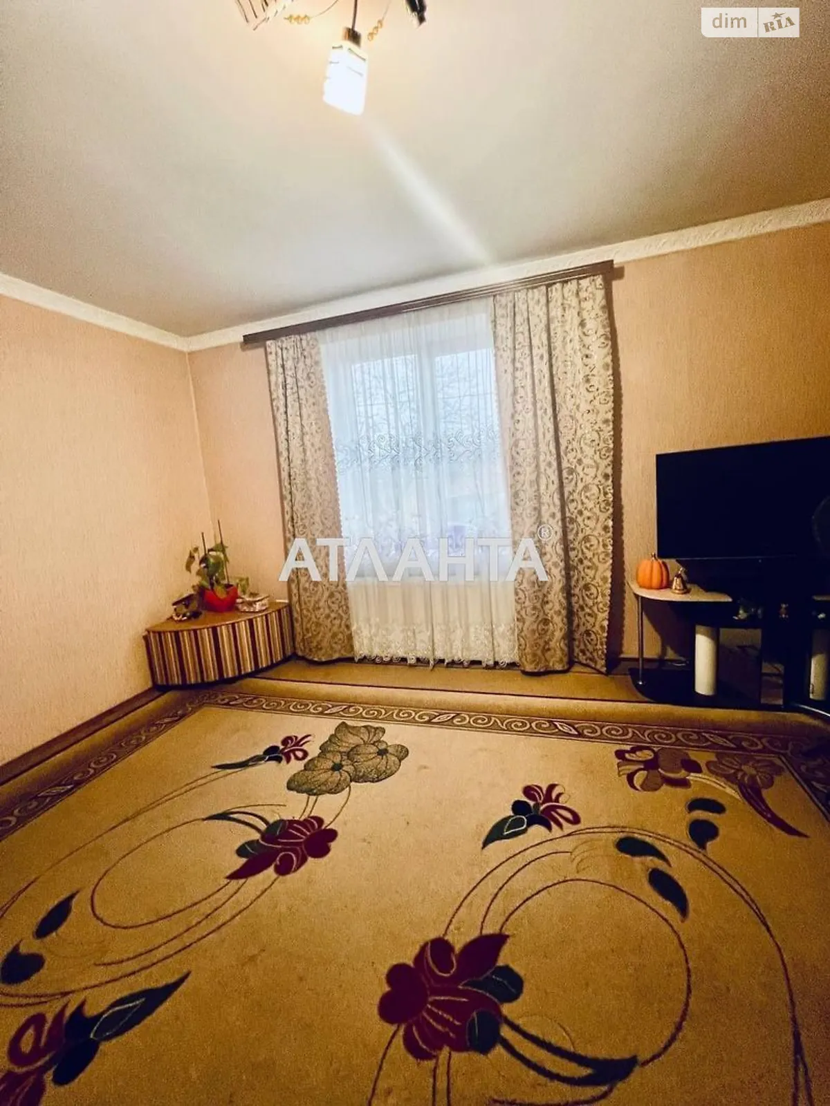 Продается 3-комнатная квартира 65 кв. м в Черновцах - фото 3