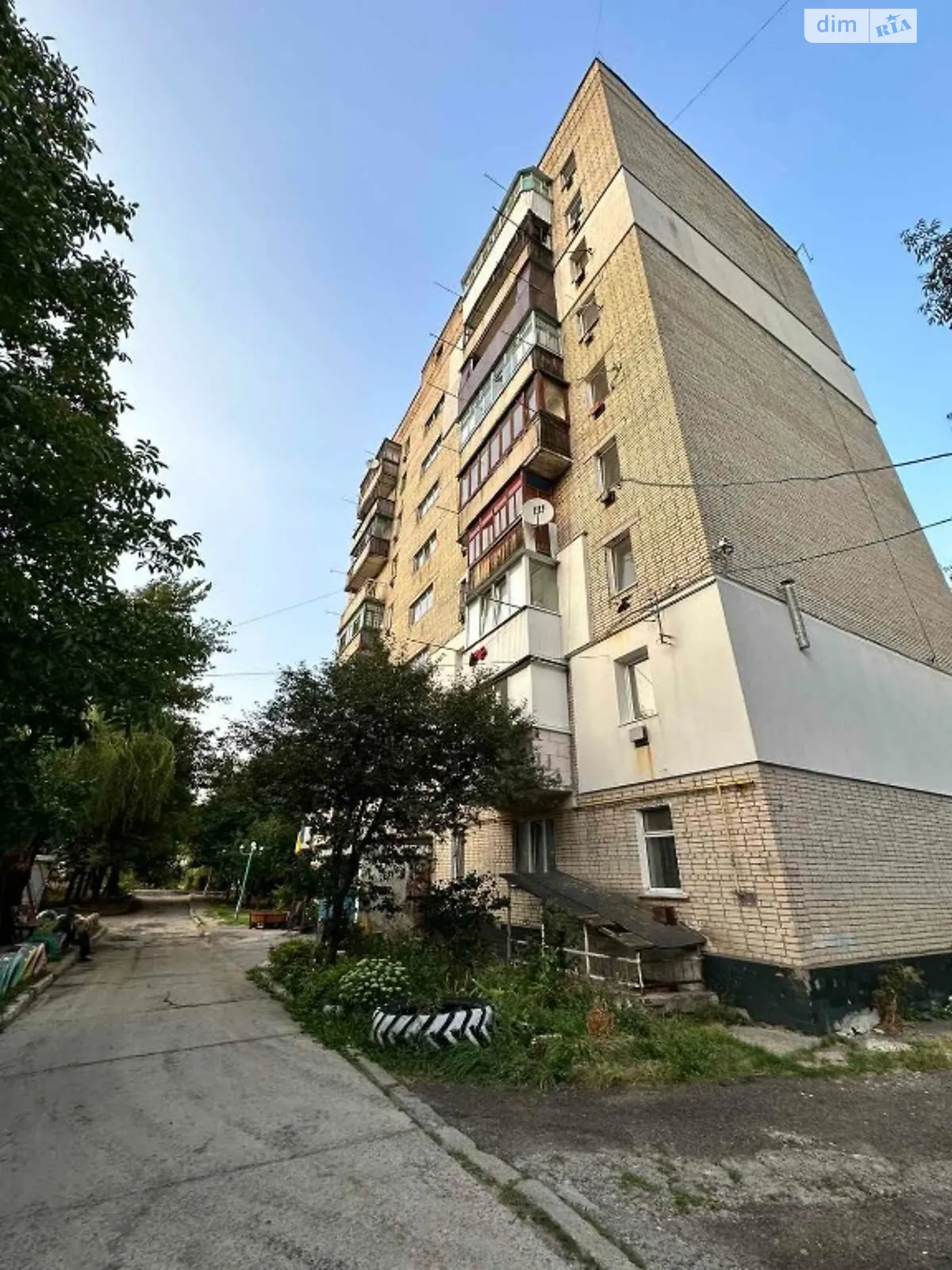 Продается 1-комнатная квартира 37 кв. м в Богдановцах, цена: 16000 $