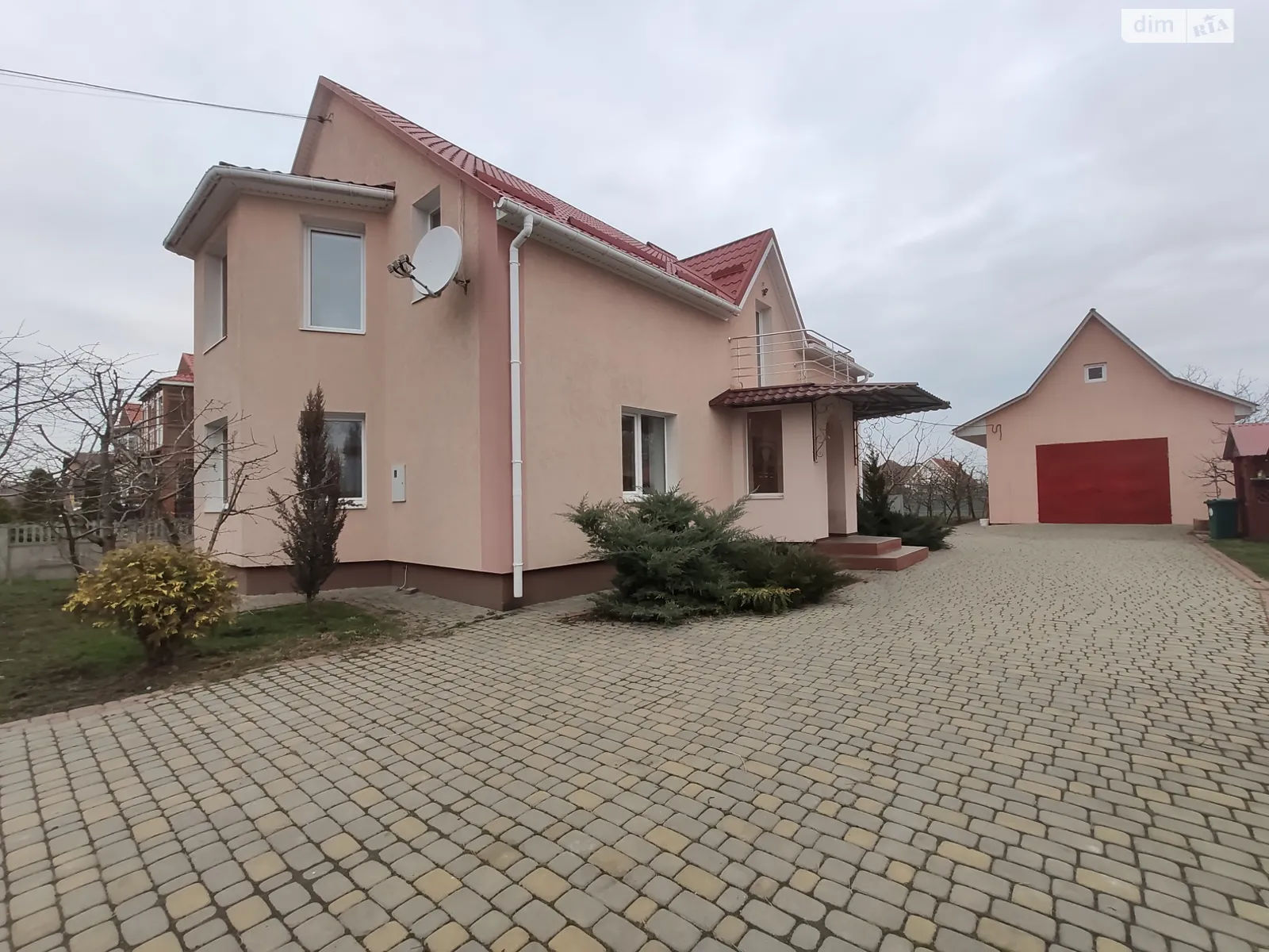 Продається будинок 2 поверховий 190 кв. м з каміном, цена: 275000 $