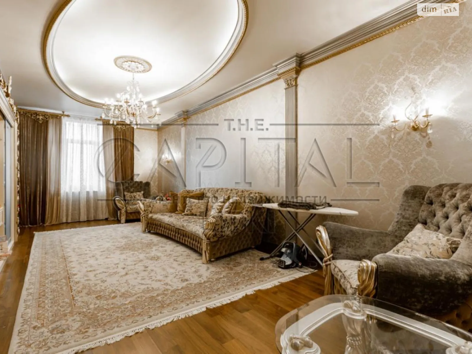 Продается 3-комнатная квартира 169 кв. м в Киеве, ул. Ивана Франко - фото 1