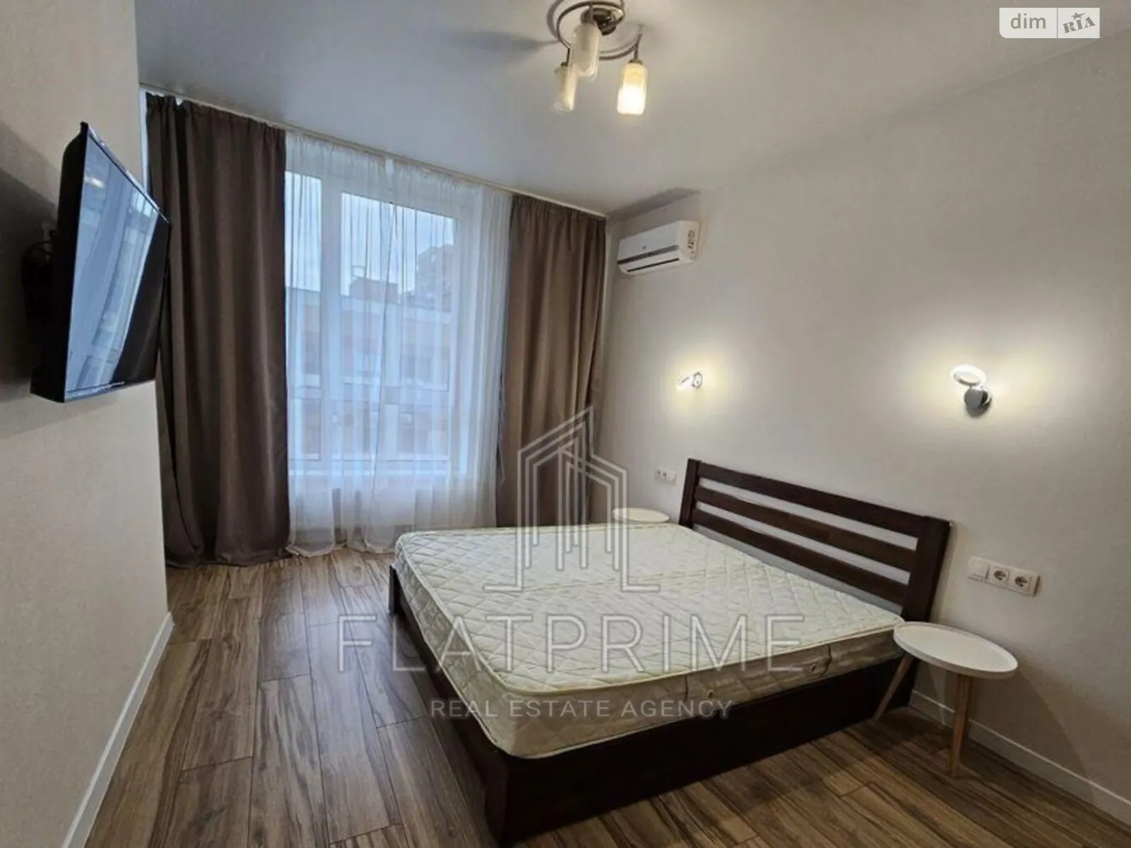 Продается 1-комнатная квартира 39 кв. м в Киеве, просп. Европейского Союза(Правды), 41В - фото 1