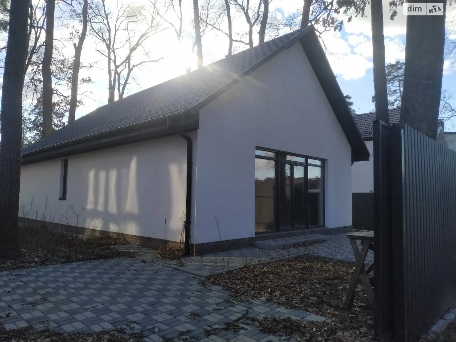 Продається одноповерховий будинок 83 кв. м з каміном, цена: 73000 $