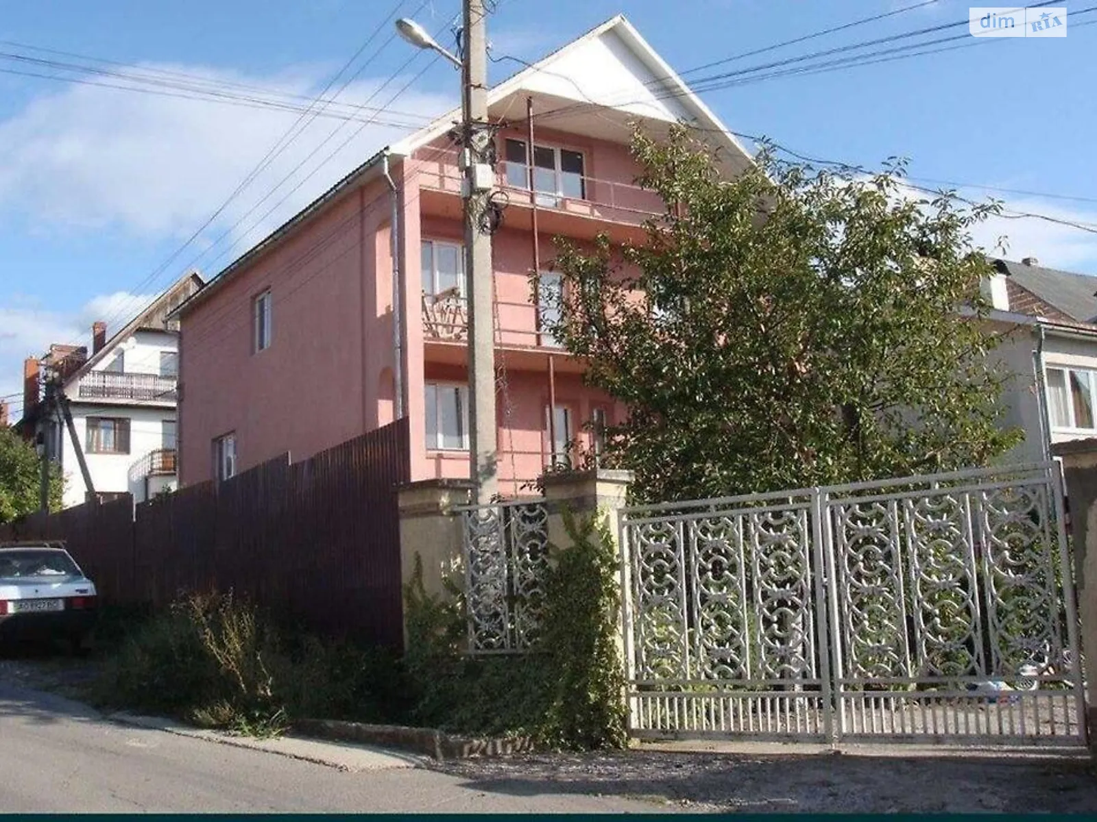 Продается дом на 2 этажа 308 кв. м с мансардой, цена: 120000 $ - фото 1