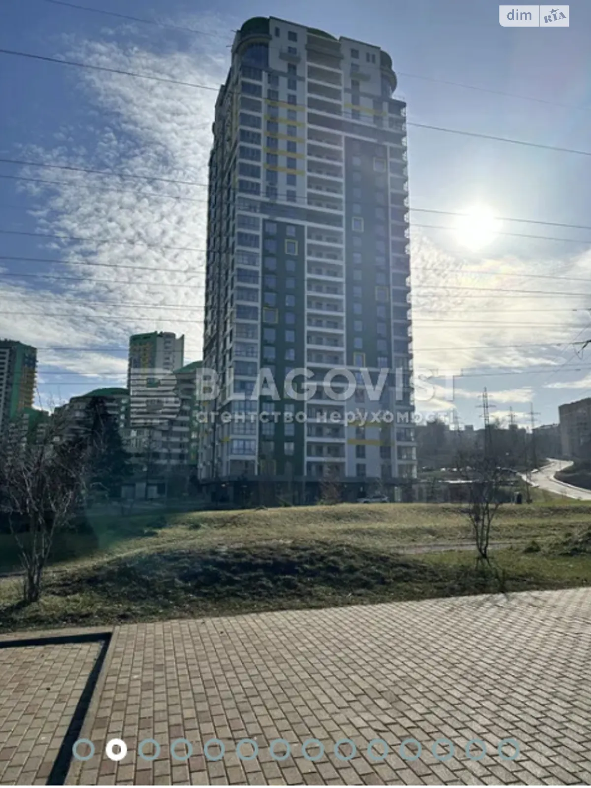 Продается 2-комнатная квартира 76 кв. м в Киеве, ул. Вышгородская, 45Г - фото 1