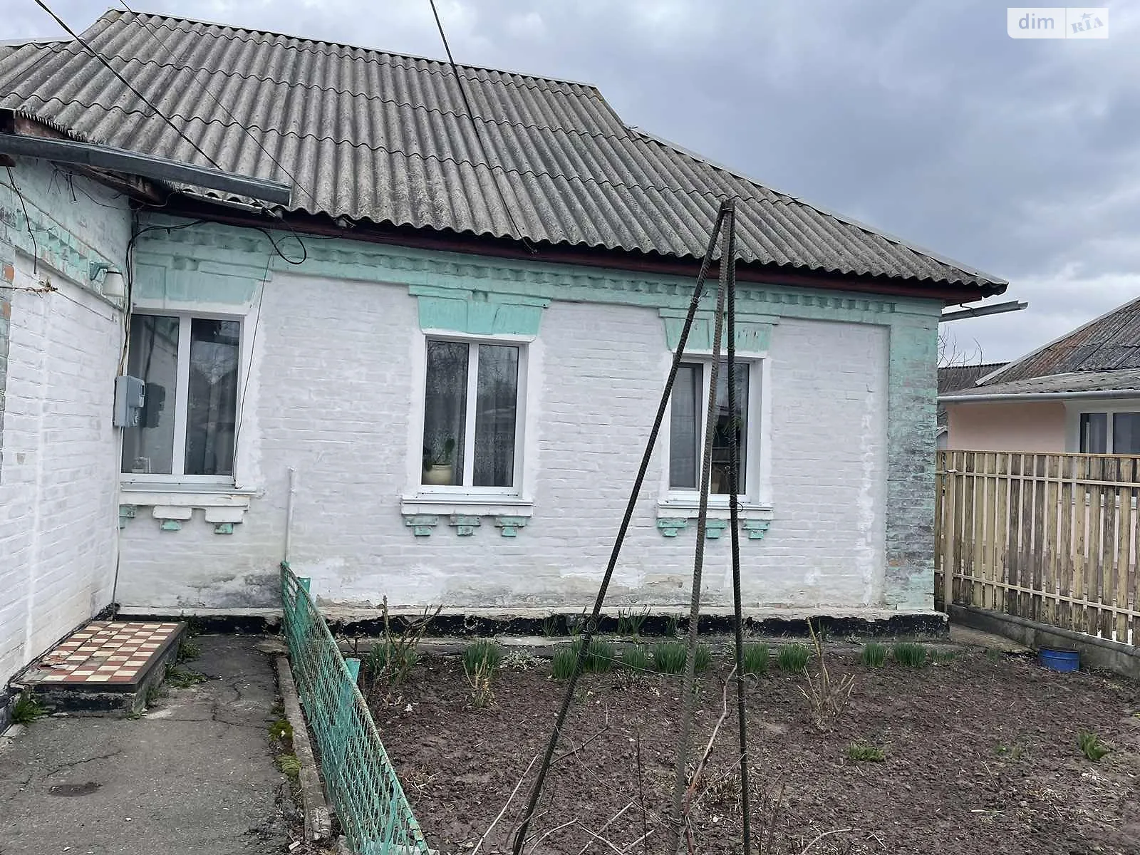 Продається одноповерховий будинок 86 кв. м з каміном, цена: 80000 $