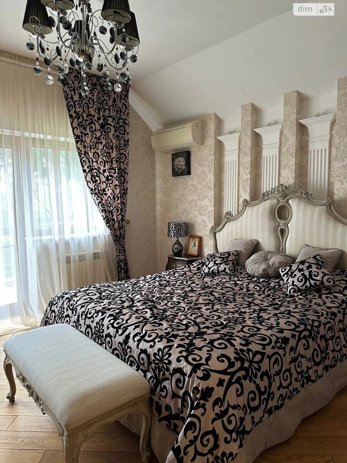 Продается дом на 2 этажа 346.8 кв. м с садом, цена: 350000 $ - фото 1