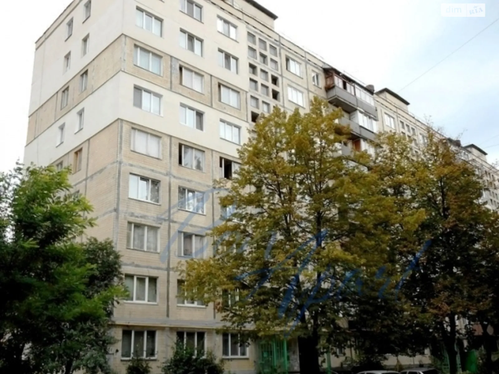 Продается 3-комнатная квартира 61 кв. м в Киеве, ул. Лятошинского, 14