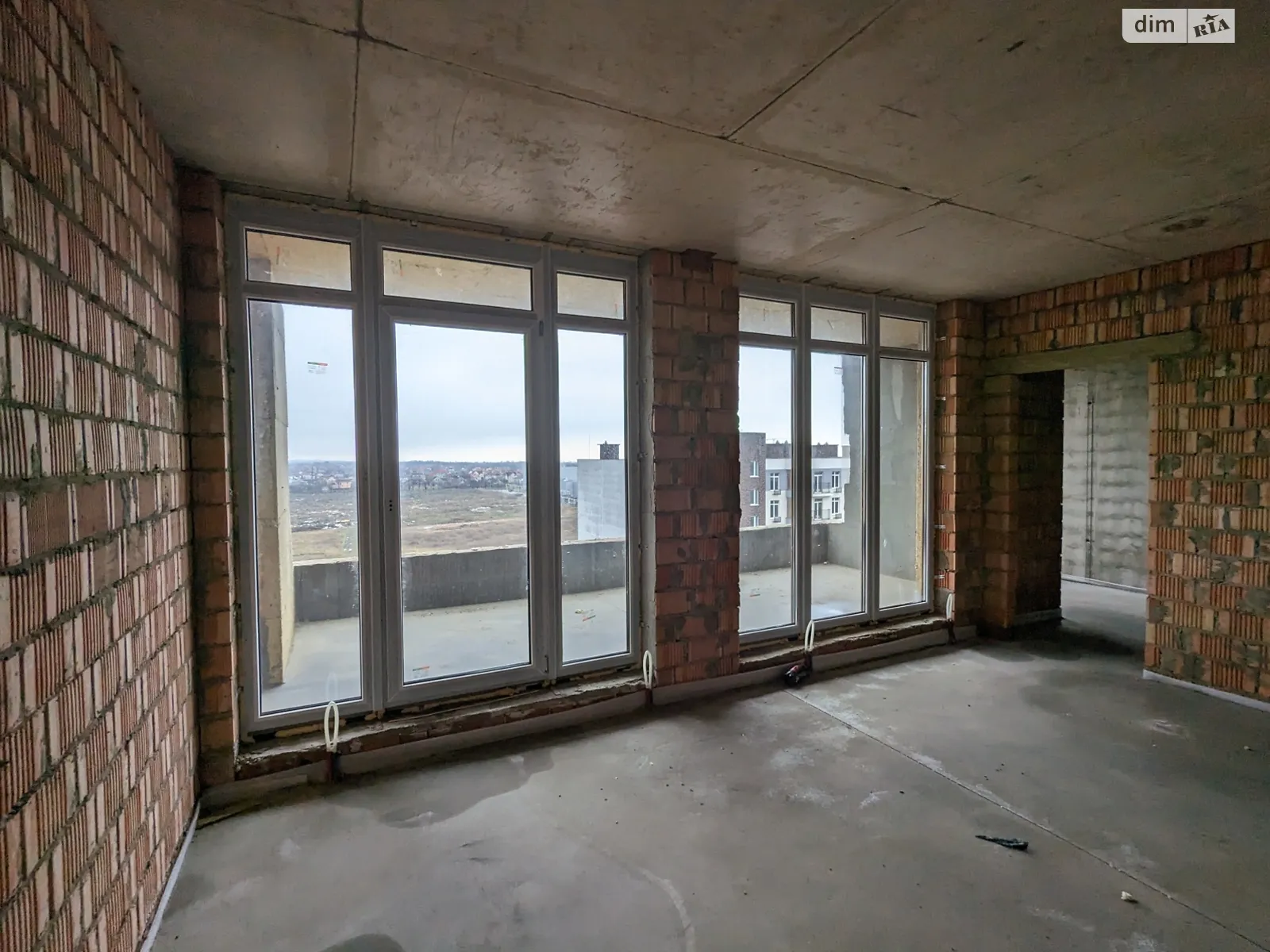 Продается 2-комнатная квартира 78.11 кв. м в Фонтанке, ул. Чехова, 1 - фото 1