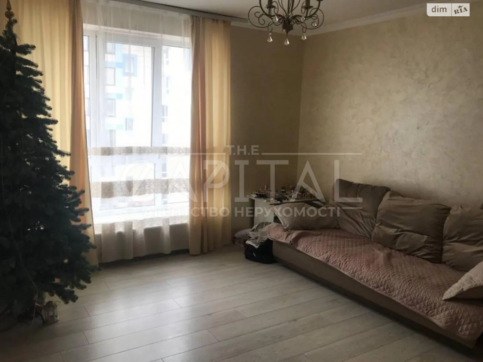 Сдается в аренду 3-комнатная квартира 85 кв. м в Згуровке, цена: 680 $