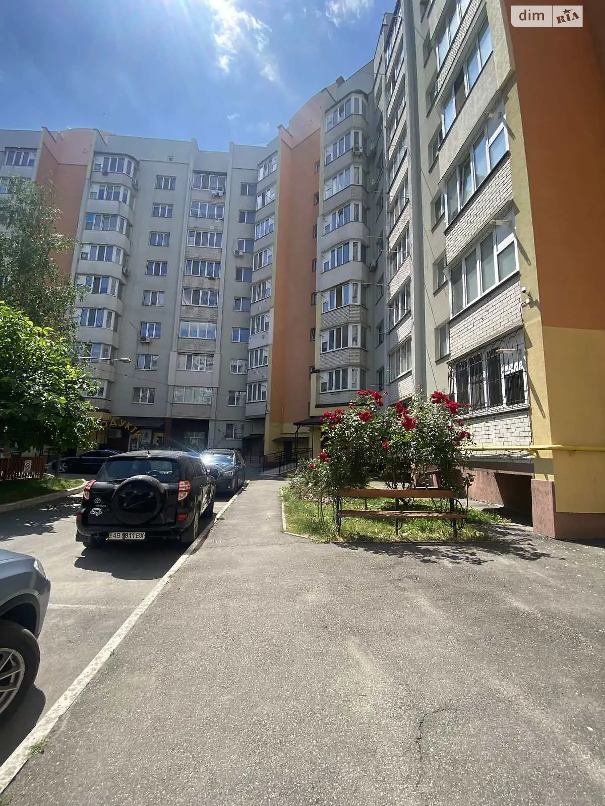 Продається 3-кімнатна квартира 102 кв. м у Вінниці, вул. Келецька