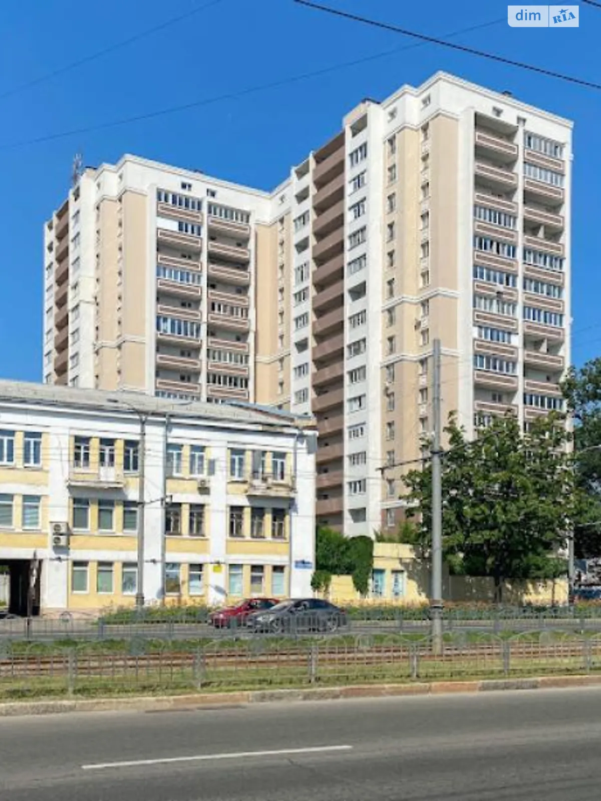 Продається 1-кімнатна квартира 50 кв. м у Харкові, просп. Героїв Харкова(Московський), 195
