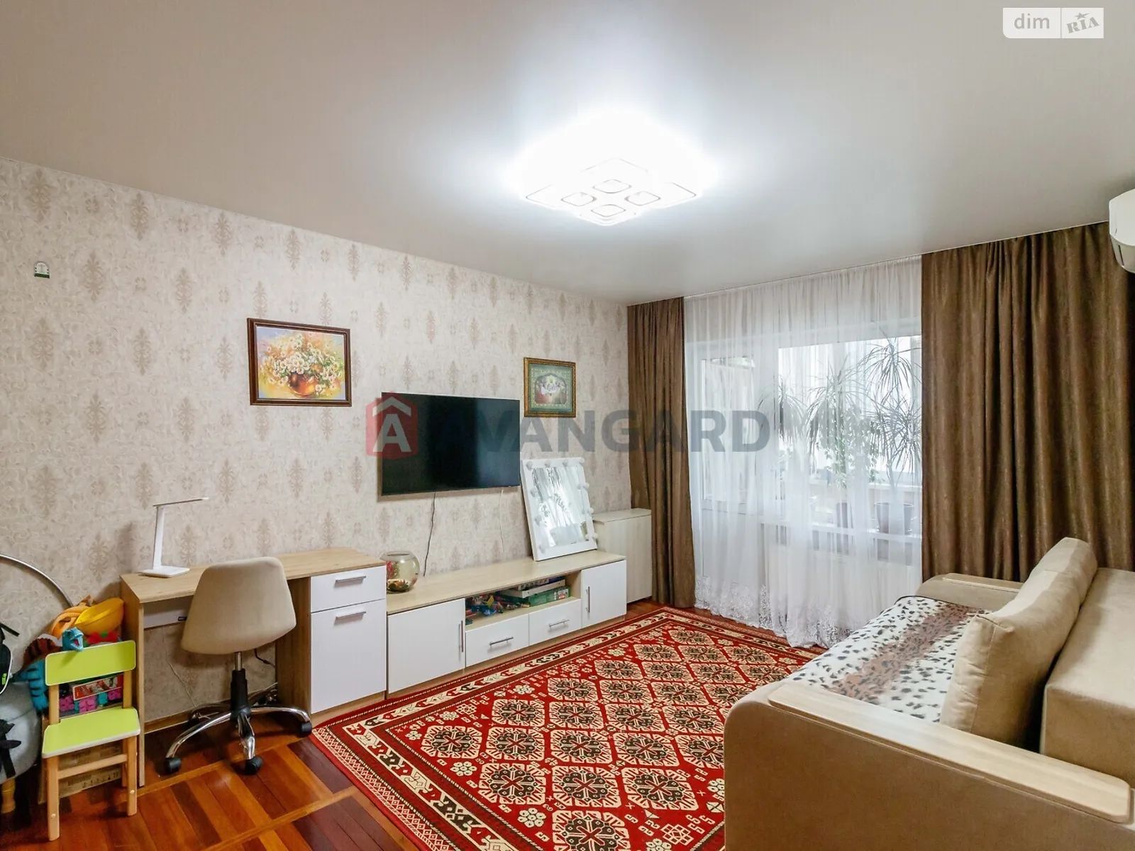 Продается 2-комнатная квартира 52 кв. м в Киеве, ул. Ревуцкого, 25