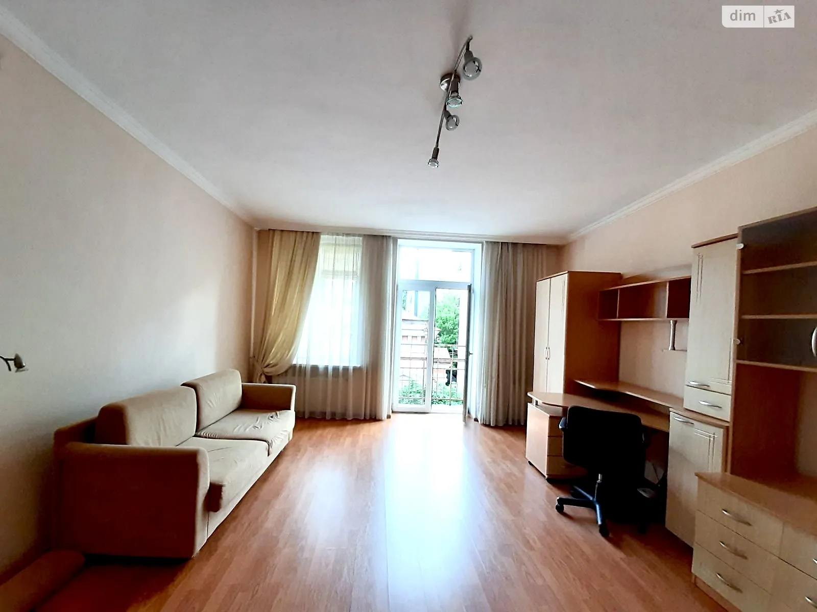 Продается 1-комнатная квартира 45 кв. м в Черновцах - фото 2