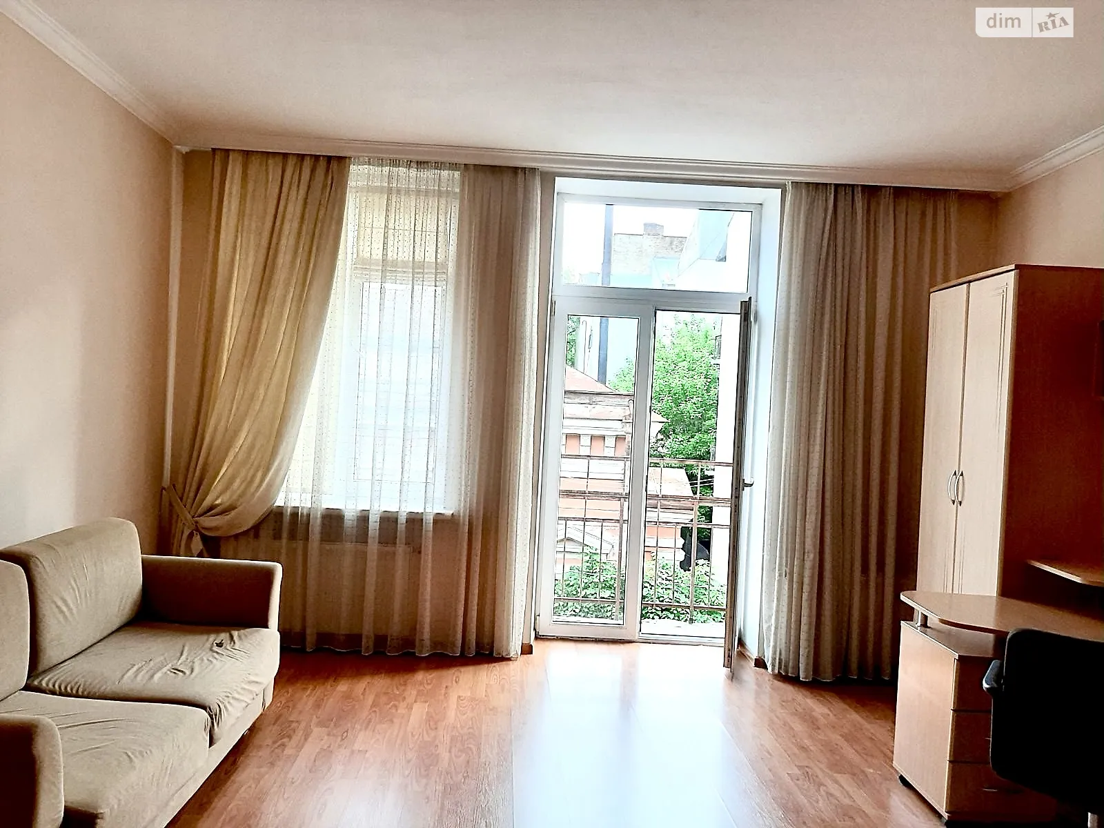 Продается 1-комнатная квартира 45 кв. м в Черновцах, цена: 47000 $ - фото 1