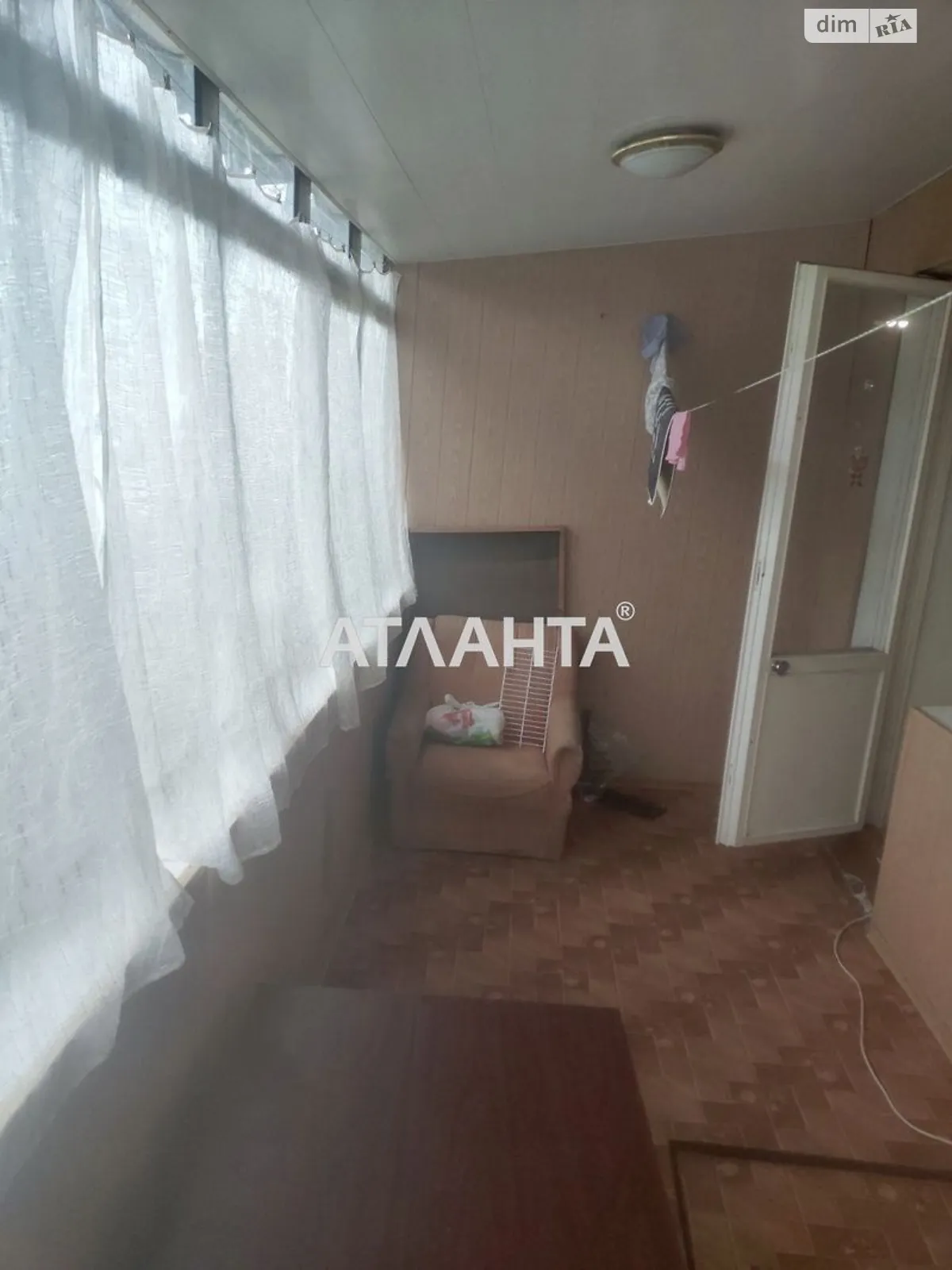 Продается офис 42 кв. м в бизнес-центре, цена: 39900 $ - фото 1