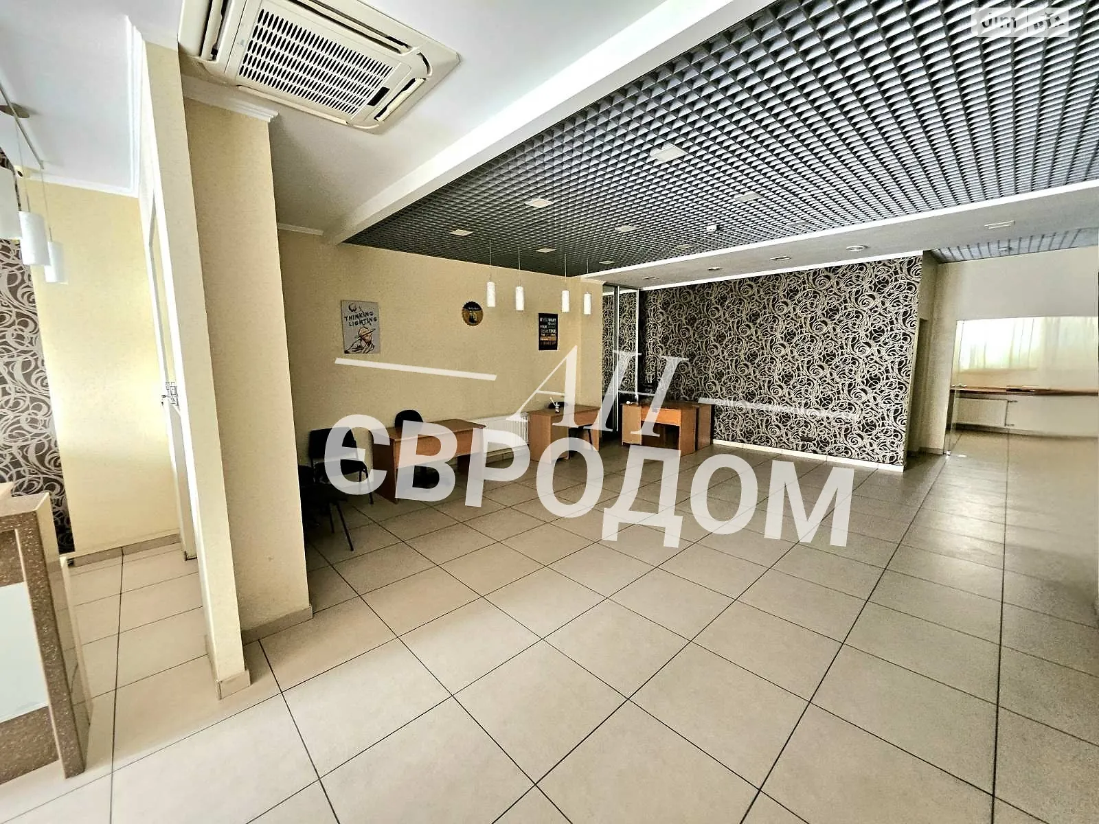 Здається в оренду офіс 185 кв. м в бізнес-центрі, цена: 35000 грн