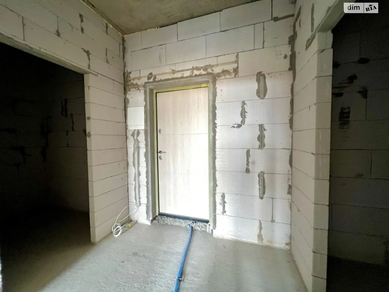 Продается 1-комнатная квартира 51 кв. м в Ровно, ул. Савура Клима - фото 1